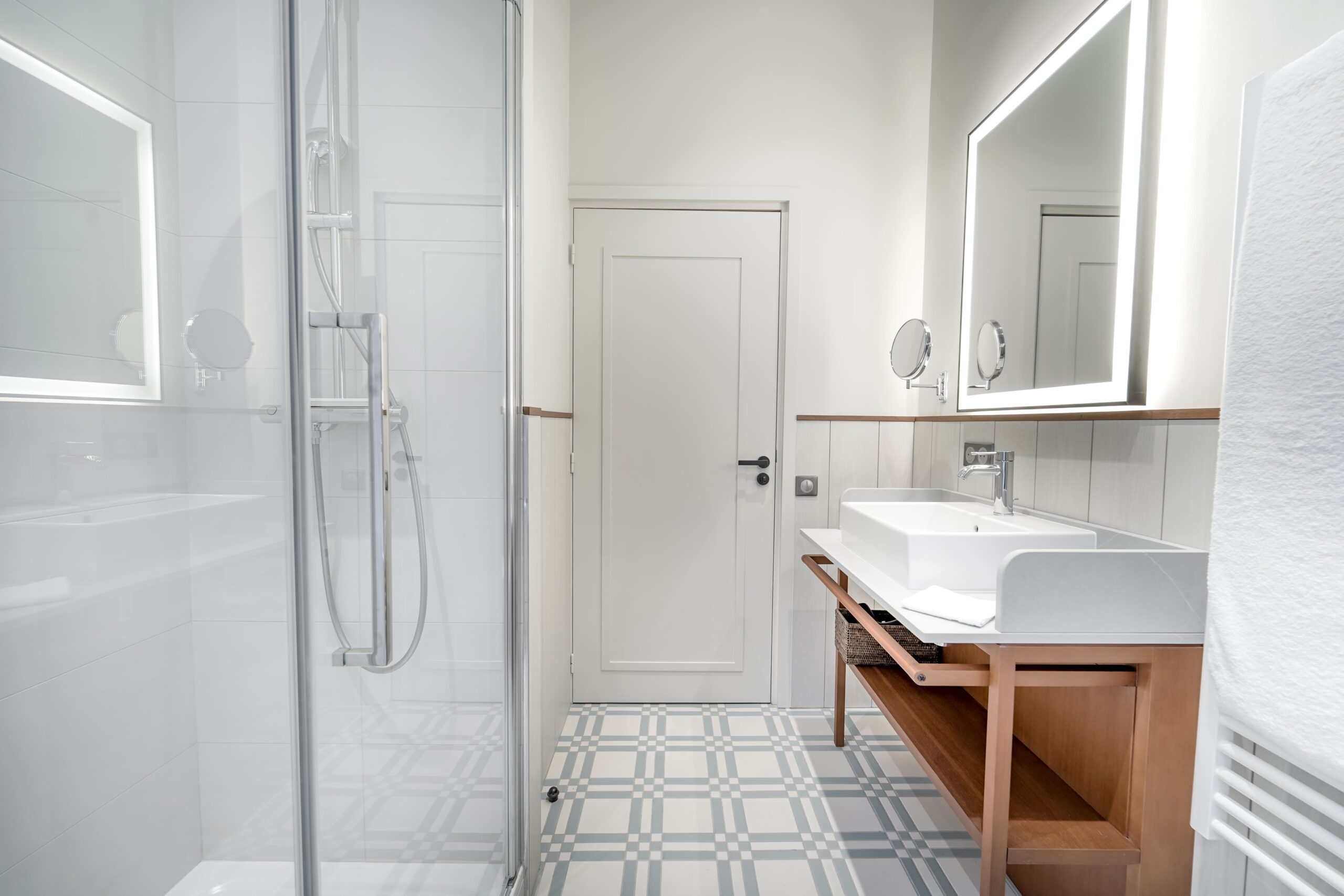 chambre-superieure-balcon-Villa-Arthus-Bertrand-3