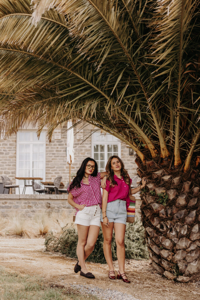 Mlle Cabestan x la Villa Arthus-Bertrand : un shooting au cœur de Noirmoutier | mlle Cabestan Capsule Plage 5Mai2026 3469 1 mlle Cabestan Capsule Plage 5Mai2026 3469 1